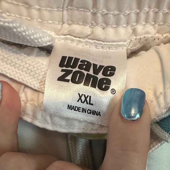 Stylish Plaid Men's Swim Trunks - Picture 2 of 8